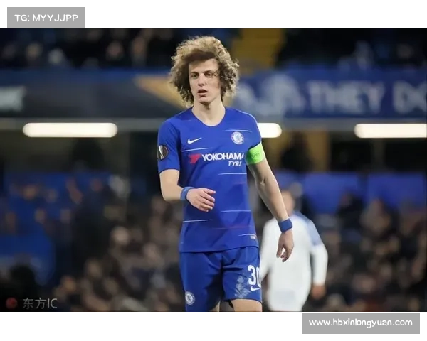 如何分析大卫路易斯的最佳踢球位置及其在场上的多重角色