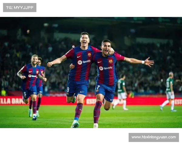 巴萨遗憾无缘欧联杯冠军的曲折征程与背后深层原因解析 巴萨遗憾无缘欧联杯冠军的曲折征程与背后深层原因解析